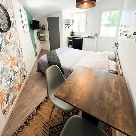 Maison 6 Personnes Avec Dependance 2 Personnes Et Vue Sur Les Marais Salants