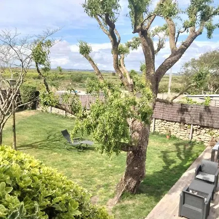 Maison 6 Personnes Avec Dependance 2 Personnes Et Vue Sur Les Marais Salants Casa de Férias *