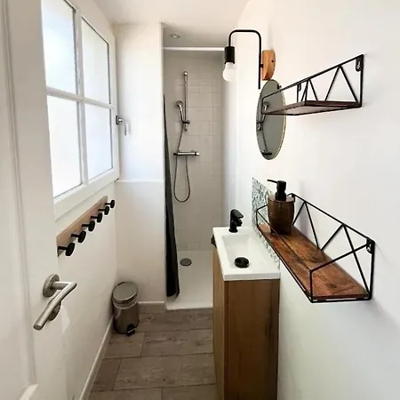 Maison 6 Personnes Avec Dependance 2 Personnes Et Vue Sur Les Marais Salants Feriehus
